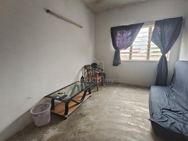 Sri Putra II Apartment 1