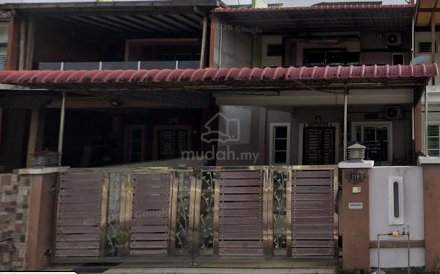 Fully Furnished Double Storey house 1