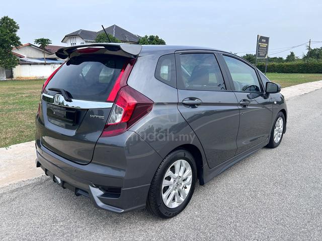 Honda Jazz 1.5 (A) — Tahun 2018 🚗 - 4