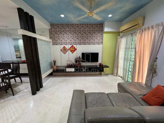 3 Storey Terrace House Full Furnished At Bukit Jambul 1