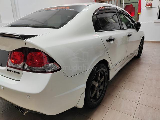 2010 Honda CIVIC 1.8 I-VTEC (A) - 4