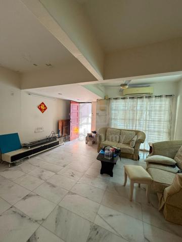 Taman Dagang Ampang 3sty 4r3b Partly Furnish Walking distance to LRT 1