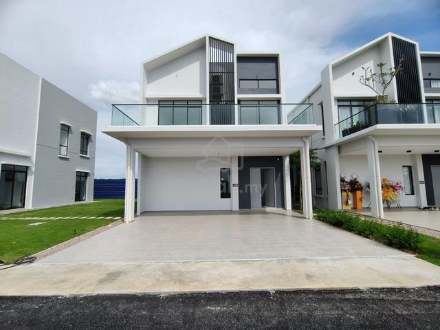 Rumah Semi-D 2 Tingkat Untuk Dijual Di Kluang 1