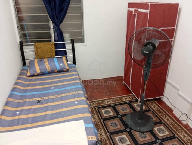 Bilik Sewa Muslimah Flat Sri Lanang Desa Tebrau, Johor Bahru 1