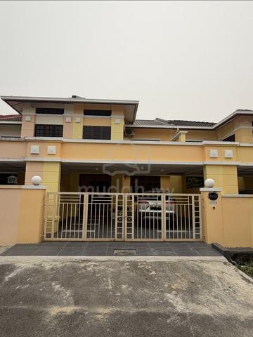 For Rent - Urat Mata Double Storey Intermediate House 1