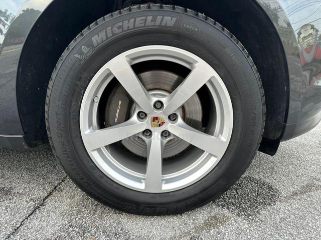 2020 Porsche MACAN  2.0L (A) Sport Chrono Pack - 5