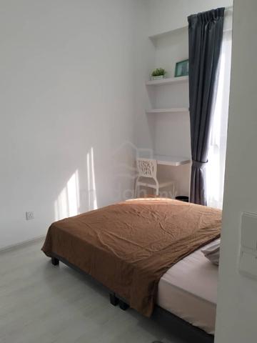 (Female unit) Medium room for rent at Equine Residence, Seri Kembangan 1