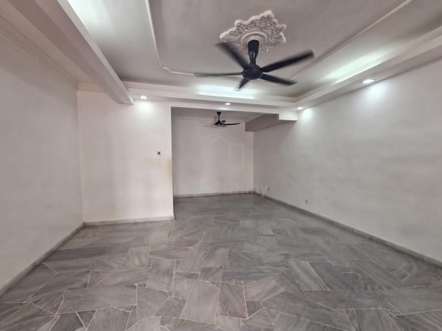 [GOOD UNIT + GOOD CONDITION + GOOD LOCATION] USJ 18 Subang Jaya 1