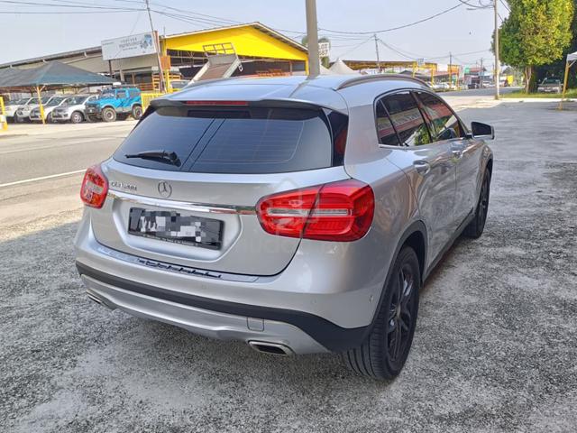 2014 Mercedes Benz GLA200 (CBU) 1.6 (A) - 2