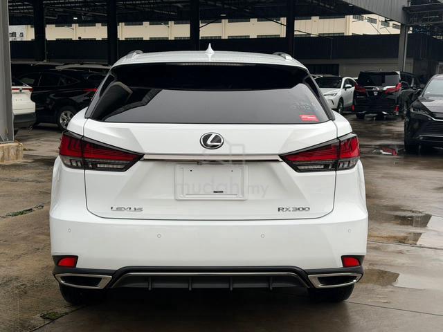 2021 Lexus RX300 F SPORT 2.0L Black Leather Seat - 3