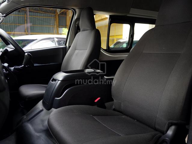 2015 Toyota HIACE 2.5 (WINDOW VAN) FACELIFT (M) - 5