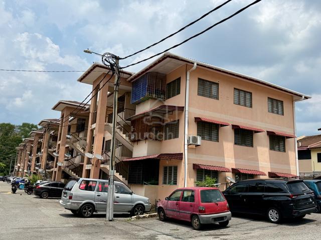 Taman Merpati Flat 1