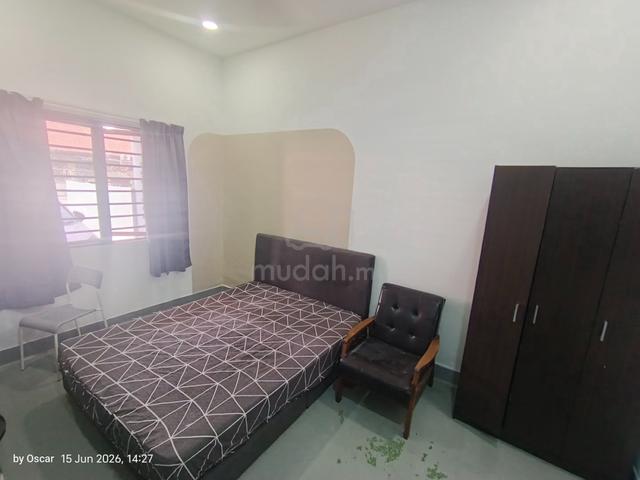 Queen Room- 1min MRT Maluri, Sunway Velocity, NSK, MyTown, Aeon Cheras 1