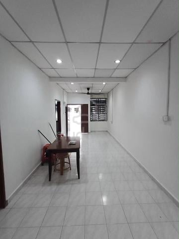Single Storey Terrace @ Renovated @ Taman Impian Murni @ Alma 1