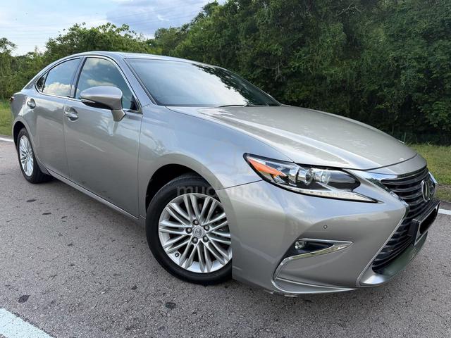 Lexus ES250 2.5 PREMIUM FACELIFT Sunroof Rare Unit - 4