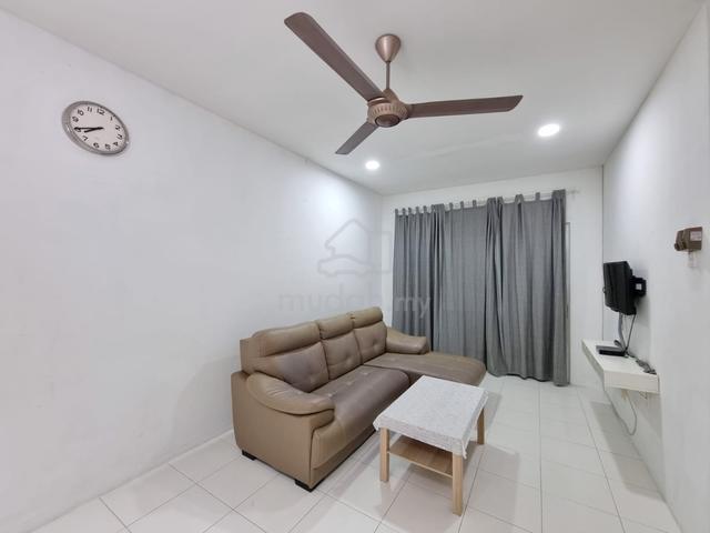 The Lake Residence Townhouse Upper floor Sewa Puchong move in July 1
