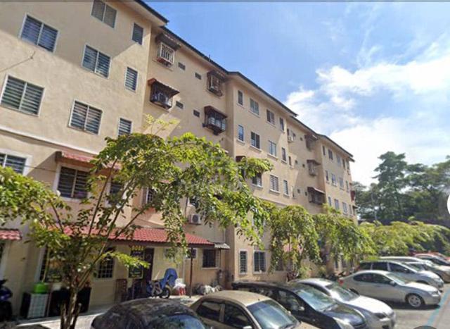 Taman Puncak Kinrara 1