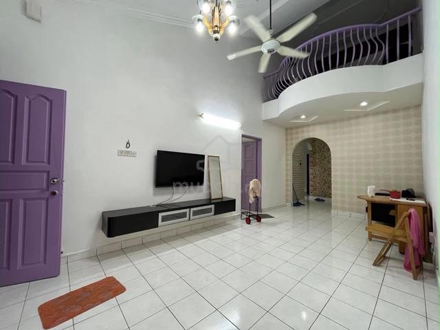 taman perling 1.5 storey house for rent 1