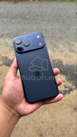 Iphone 17 Pro Max 512gb - photo 2 of 6