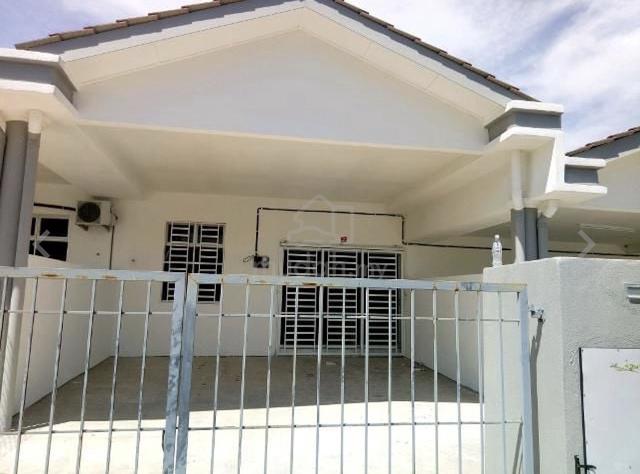 Taman Desa Jaya Permai, Lanchang. Berhampiran SK Desa Bakti 1