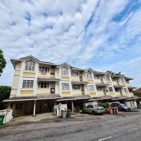 [Near Alamanda, Surau] Townhouse 1.5 Storey at presint 16 Putrajaya 1