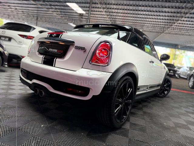 REG2023 Mini COOPER 1.6 JCW COUPE IDRIVE H.KARDON - 2