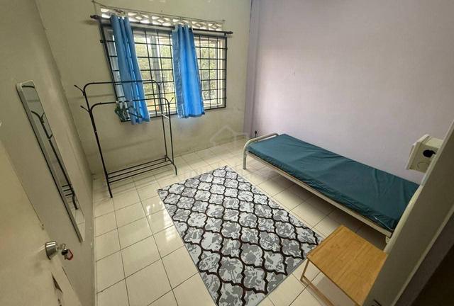 Bilik sewa kota warisan 1