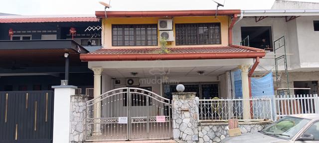 Two storey landed house with aircons and kitchen cabinets in midah 1