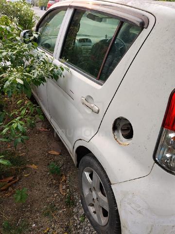 2010 Perodua MYVI 1.3 EXCLUSIVE MY05 M300 - 2