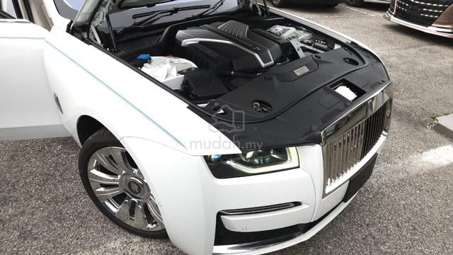2021 Rolls Royce GHOST 6.7 Ready stock at showroom - 3