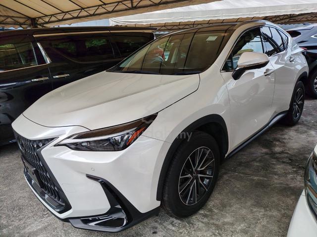 2023 Lexus NX 250 2.5 Panoramic Roof 9,000km 5A - 2