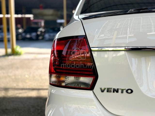 2017 Volkswagen VENTO 1.2 TSI HIGHLINE (A) - 4