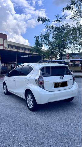 2012 Toyota PRIUS C 1.5 (HYBRID) (A) - 2