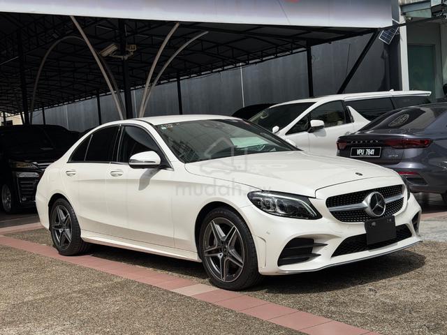 【SUNROOF,BURMESTER】2021 Mercedes Benz C200 1.5 AMG - 1