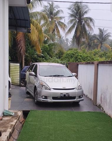 2003/06 Toyota WISH 2.0 G ANE10G (A) - 2