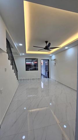 Johor Jaya | Double Storey | Renovated Unit 1