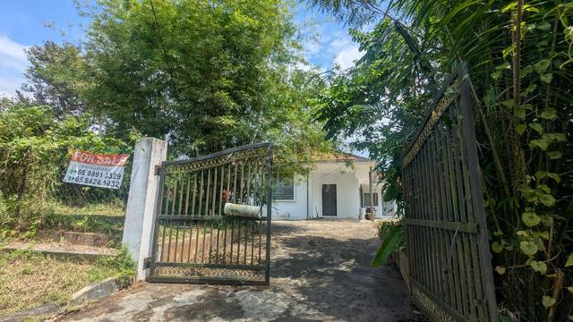 Bungalow with Straits View for sale Near Causeway 1
