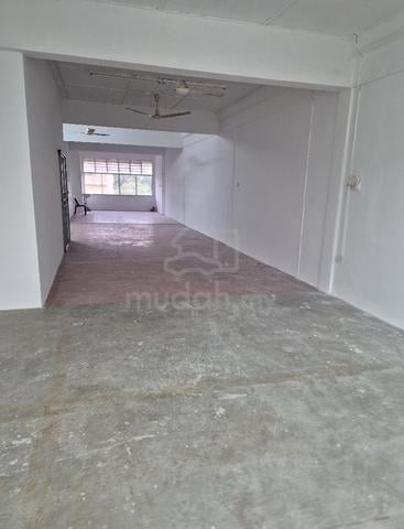 2nd floor shop lot 1