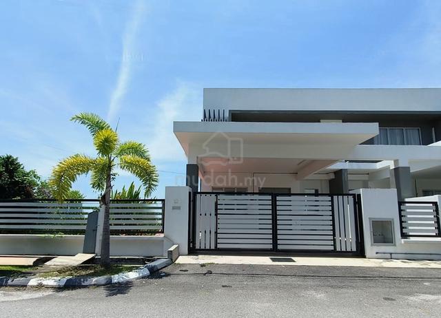 Taman Merak Double Storey Cluster House End Lot 1