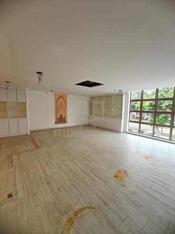 taman molek shoplot ground floor first floor available now mainroad 1