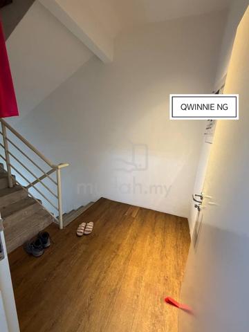 Renovated 1st floor shoplot VALDOR JAYA Rent 1