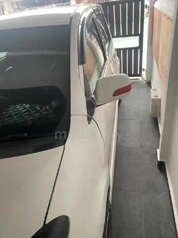 2010 Perodua MYVI 1.3 EZI MY05 M300 FACELIFT (A) - 3