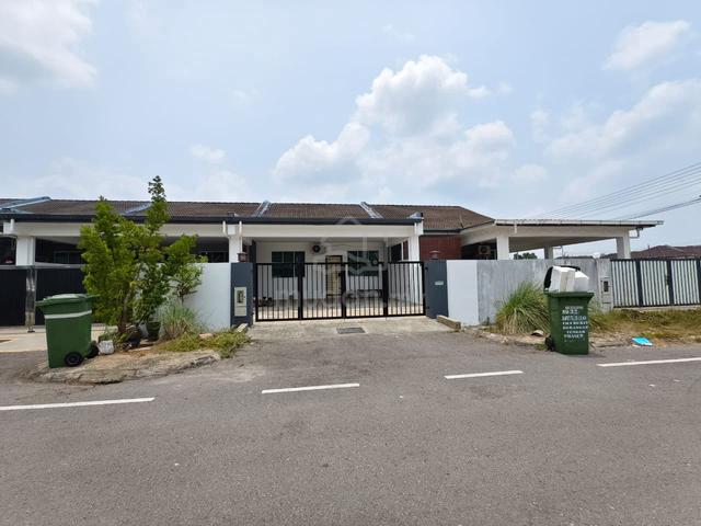 Bukit Berangan Kuching Single Storey Intermediate House FOR RENT 1
