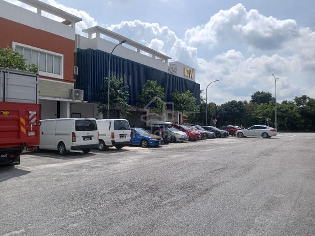 Desa Alam , Near Bukit Raja , Seksyen U12 , Shah Alam 3
