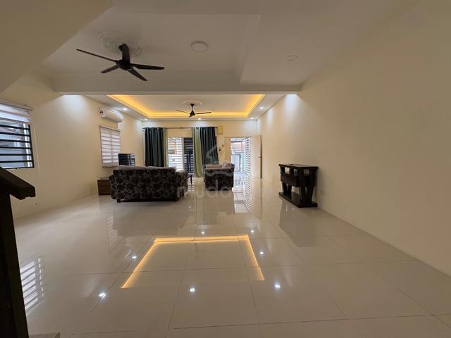 Bandar Nusa Rhu Shah Alam 2 Storey House Air Cond Washing Machine Full 1