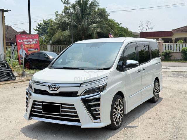 2020 Toyota VOXY 2.0 ZS KIRAMEKI II (A) - 2