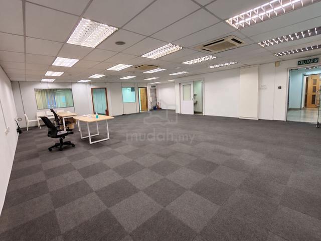 Jaya One Petaling Jaya Office With Bathroom Partially furnished !! 1