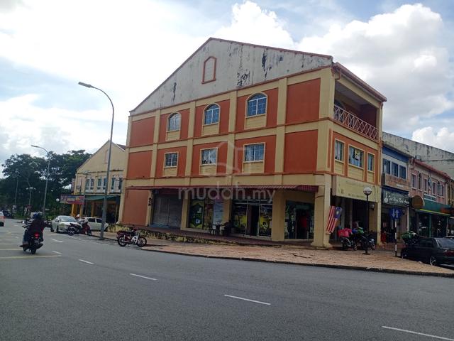 SHOP lot senawang taipan sales 1