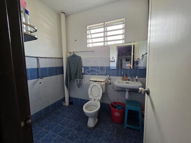 kempas indah end-lot unblock big double storey terrace house bukit 5