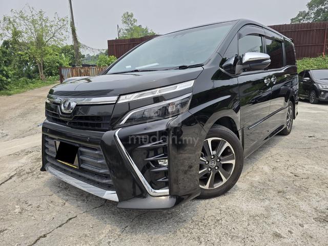 2018 Toyota VOXY 2.0 KIRAMEKI 2 POWER DOOR P. BOOT - 1
